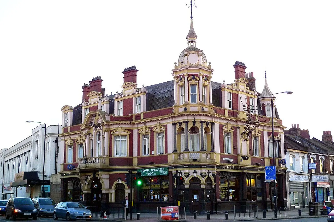 Opening an Estate Agent's Office in Manor Park