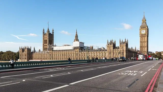 London, Palace of Westminster -- 2016 -- 4800